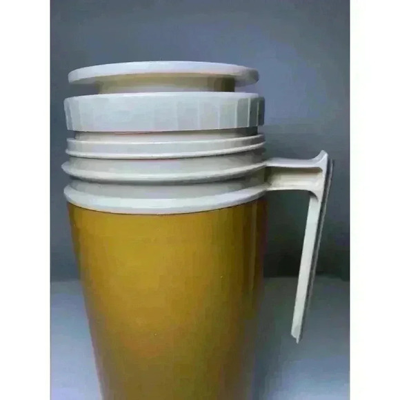 Vintage Thermos Pint Bottle Model 7202 Soup Travel Mustard Yellow No Top Lid - Picture 4 of 14